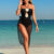 Maillot 1 pièce à découpes avec fleurs, paréo assorti et rembourrage amovible- M7