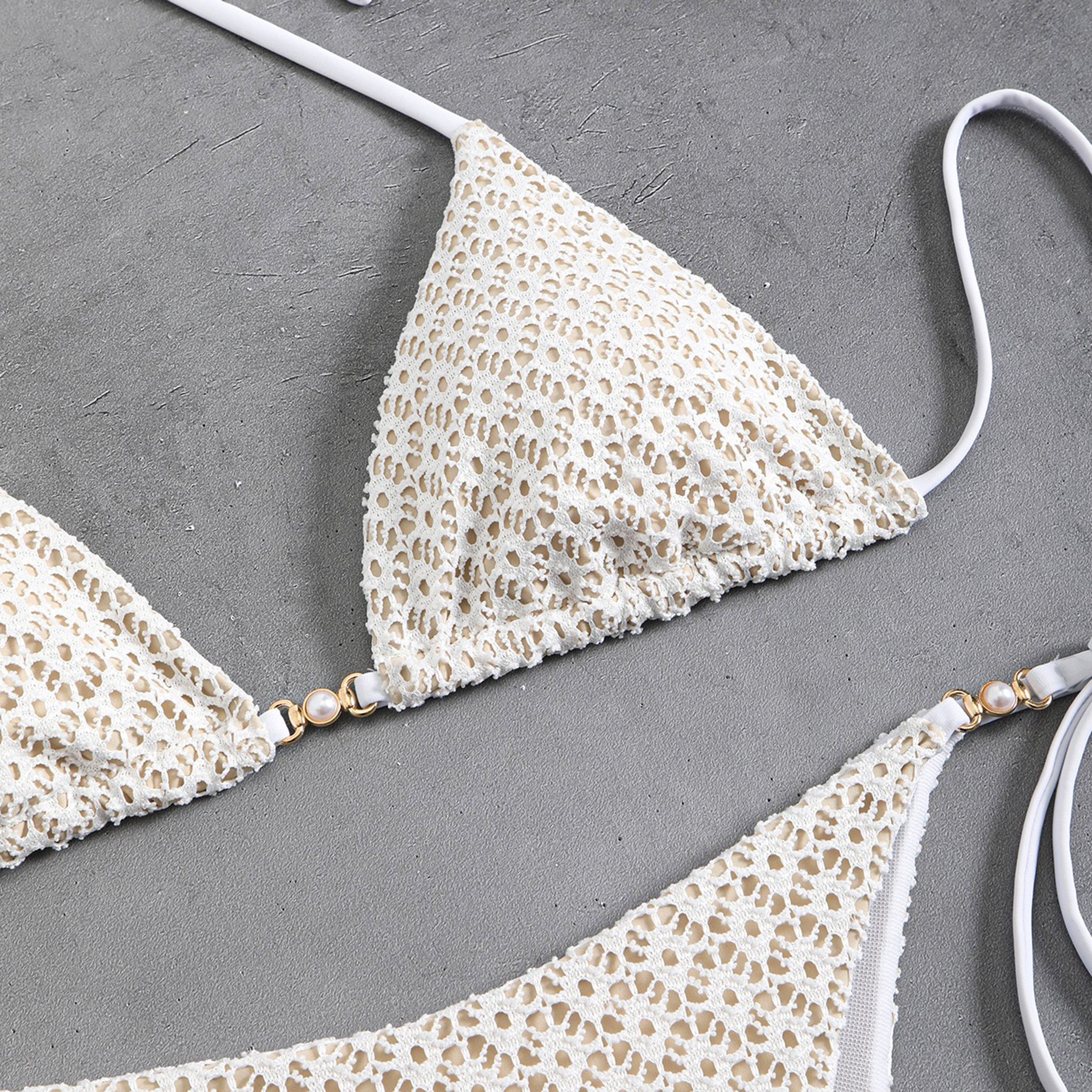 Maillot 2 pièces triangle effet broderie avec rembourrage amovible- M12 – Image 9